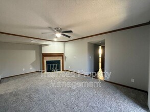 3413 NW Duncan Rd in Blue Springs, MO - Building Photo - Building Photo