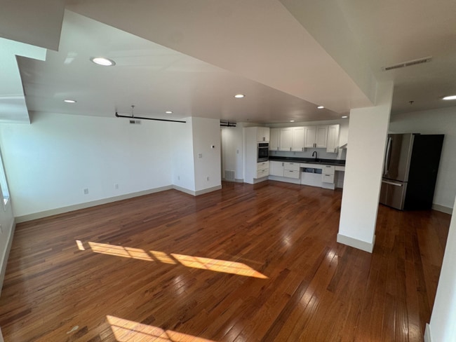2 Charles St in Methuen, MA - Building Photo - Building Photo