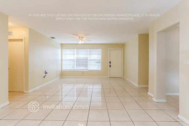 1281 NW 195th St in Miami, FL - Building Photo - Building Photo