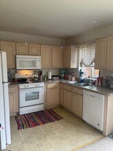 1302 NE Tucson Way in Bend, OR - Building Photo - Building Photo