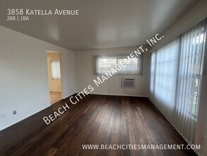 3858 Katella Ave in Los Alamitos, CA - Building Photo - Building Photo