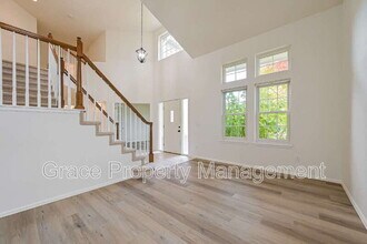 10376 Dunsford Dr in Lone Tree, CO - Building Photo - Building Photo