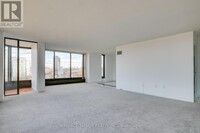 2045-2045 Lake Shore Blvd W in Toronto, ON - Building Photo - Building Photo