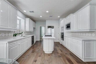 12906 Silent Shore in Houston, TX - Building Photo - Building Photo