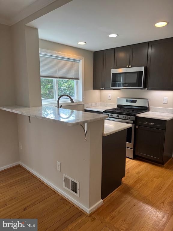 2607 Farmington Dr in Alexandria, VA - Building Photo - Building Photo
