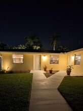 4610 Hairland Dr in West Palm Beach, FL - Building Photo - Building Photo