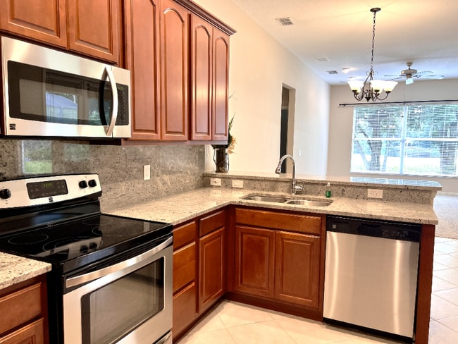 708 Lakeworth Cir in Lake Mary, FL - Building Photo - Building Photo