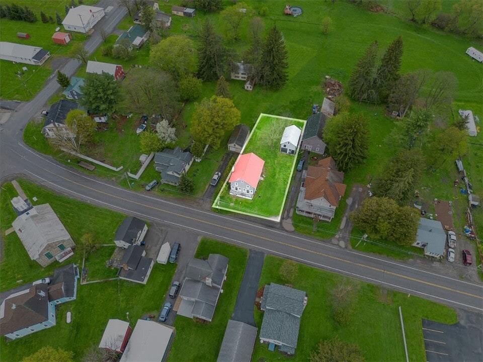 7383 NY-28 in Richfield Springs, NY - Building Photo