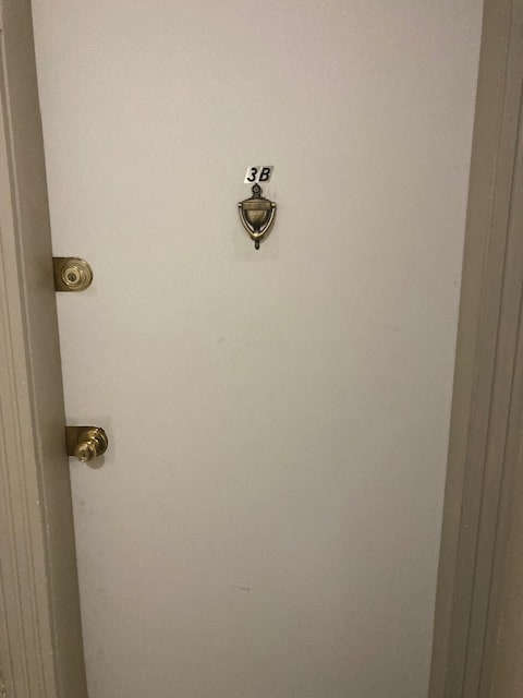 21681 Hillside Dr in Clinton Township, MI - Building Photo - Building Photo