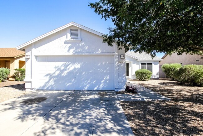 3705 W Cat Balue Dr