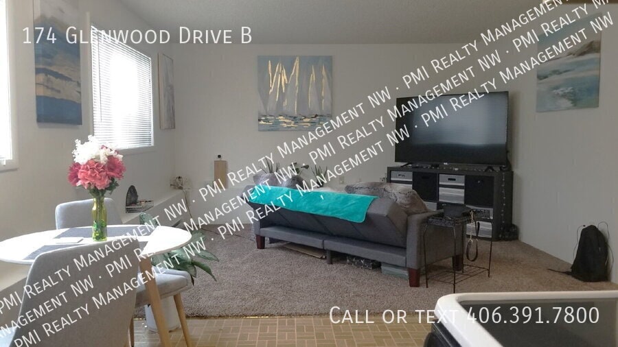 174 Glenwood Dr in Kalispell, MT - Building Photo