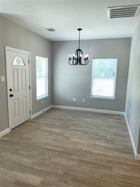 8006 Bowen St in Houston, TX - Building Photo - Building Photo