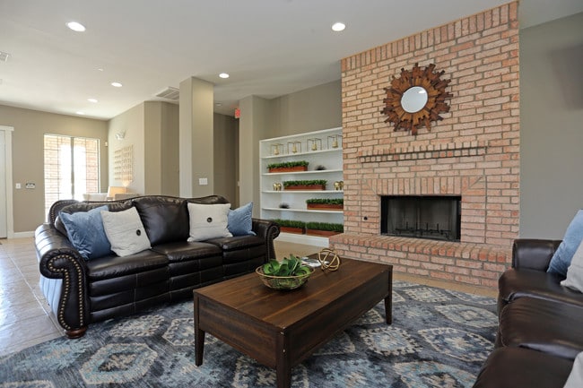 Clark's Crossing Apartment Homes in Laredo, TX - Building Photo - Interior Photo