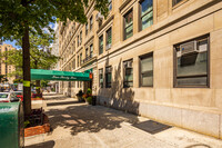 535 W 110th St in New York, NY - Building Photo - Building Photo