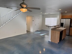 9528 Havasu Canyon Ave in Las Vegas, NV - Building Photo - Building Photo