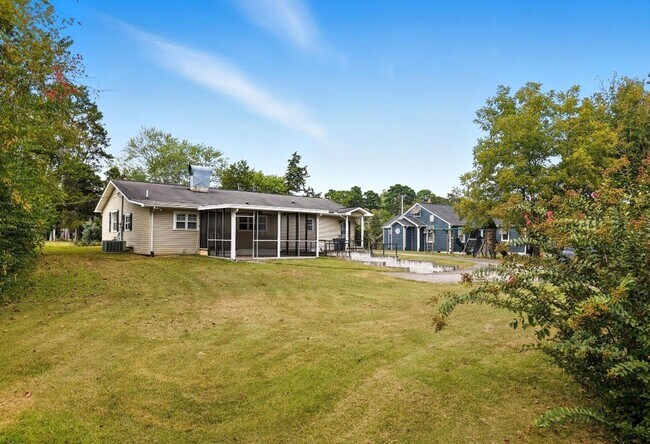 1210 Adair Dr in Knoxville, TN - Building Photo - Building Photo