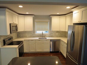 194 Adirondack Dr in Selden, NY - Building Photo - Building Photo