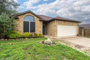 15104 Cavalier Canyon Dr in Lakeway, TX - Building Photo