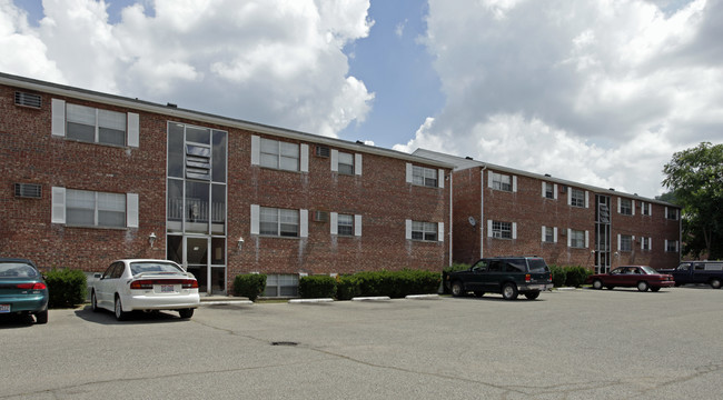 Clearwater Apartments in Cincinnati, OH - Foto de edificio - Building Photo