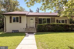9211 E Parkhill Dr in Bethesda, MD - Building Photo - Building Photo
