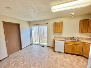 107 N Caton St in Post Falls, ID - Building Photo - Building Photo
