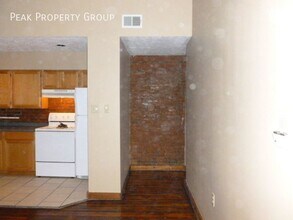 3207 Vine St in Cincinnati, OH - Foto de edificio - Building Photo