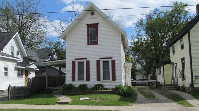 Building Photo
