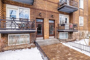 1840-1850 Saint-Joseph Boul E in Montréal, QC - Building Photo