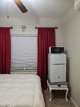 1048 S Carriage Ave in Fresno, CA - Building Photo - Building Photo