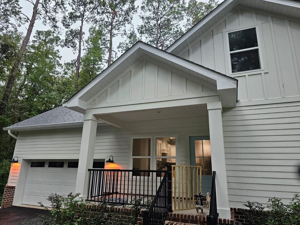 8774 Minnow Creek Dr in Tallahassee, FL - Building Photo