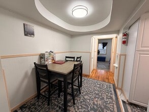 1589 Summit Rd in Cincinnati, OH - Building Photo - Building Photo