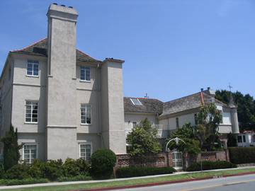 9657 W Olympic Blvd in Beverly Hills, CA - Foto de edificio - Building Photo