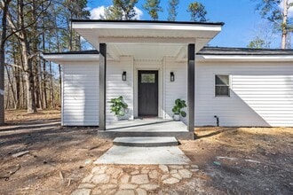 4593 Windsor Spring Rd in Hephzibah, GA - Building Photo - Building Photo