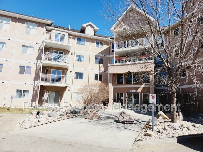 4312-4139 139 Ave NW in Edmonton, AB - Building Photo