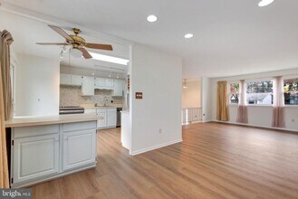 852 Birchwood Ct in Arnold, MD - Building Photo - Building Photo