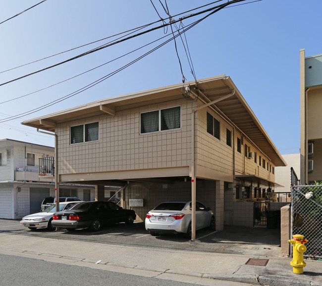 1907 Democrat St in Honolulu, HI - Foto de edificio - Building Photo