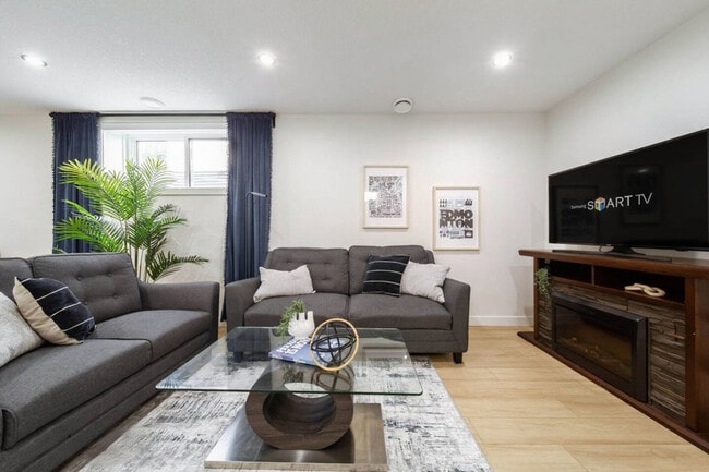 9539-9150 150 St NW in Edmonton, AB - Building Photo - Building Photo