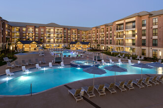 San Paseo in Katy, TX - Foto de edificio - Building Photo