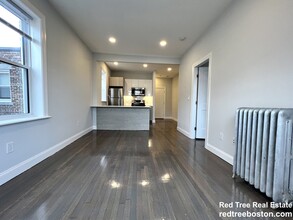 112 Queensberry St, Unit 15 in Boston, MA - Building Photo - Building Photo