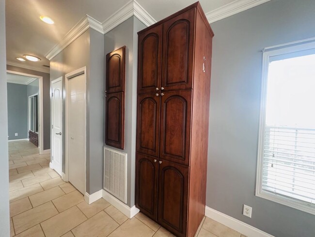 6535 S Brandywine Dr in Margate, FL - Building Photo - Building Photo