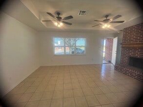 136 Katy St in China Spring, TX - Building Photo - Building Photo