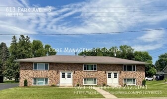 613 Park Ave in Hamburg, MN - Building Photo