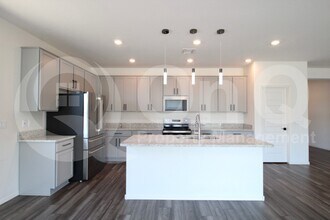 9320 S 30th Ln in Phoenix, AZ - Building Photo - Building Photo