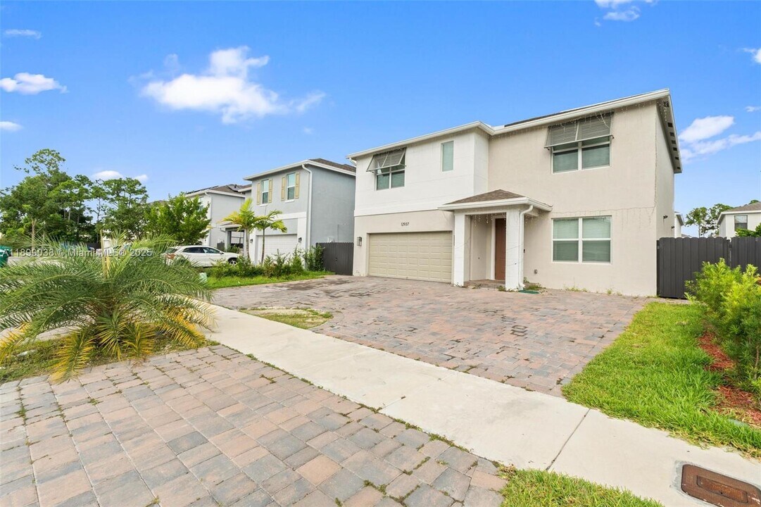 12937 SW 265th Terrace in Homestead, FL - Building Photo