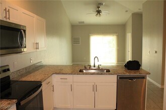 912 SW 39th Terrace in Cape Coral, FL - Building Photo - Building Photo