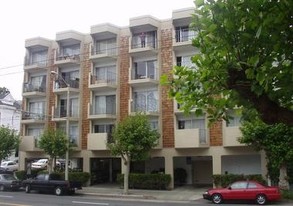 2698 California St Apartments