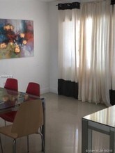 11900 N Bayshore Dr-Unit -6 in North Miami, FL - Building Photo - Building Photo