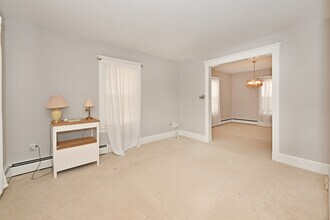 264 Morse Ave in Wyckoff, NJ - Building Photo - Building Photo