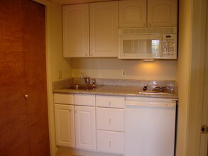 92 Lucille Way, Unit ORINDA BEAUTY in Orinda, CA - Building Photo - Building Photo