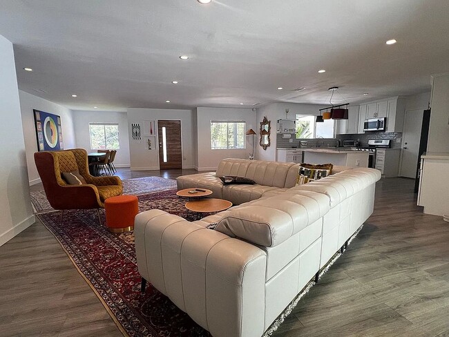 property at 21523 Dumetz Rd